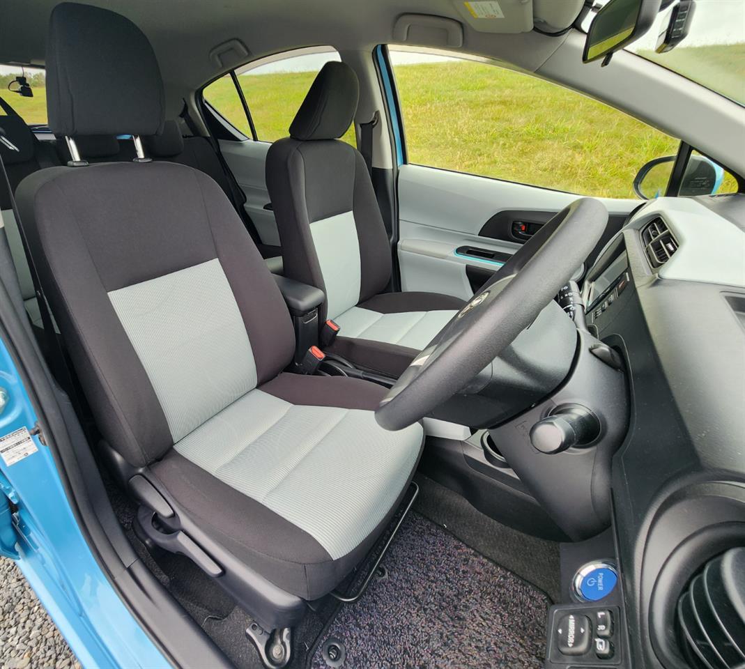 2012 Toyota Aqua