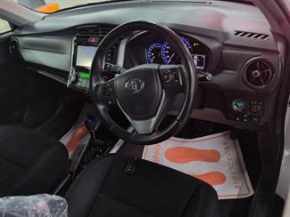 2015 Toyota Corolla - Thumbnail