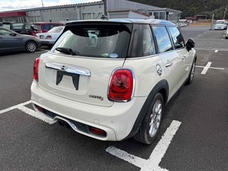 2015 Mini Cooper - Thumbnail