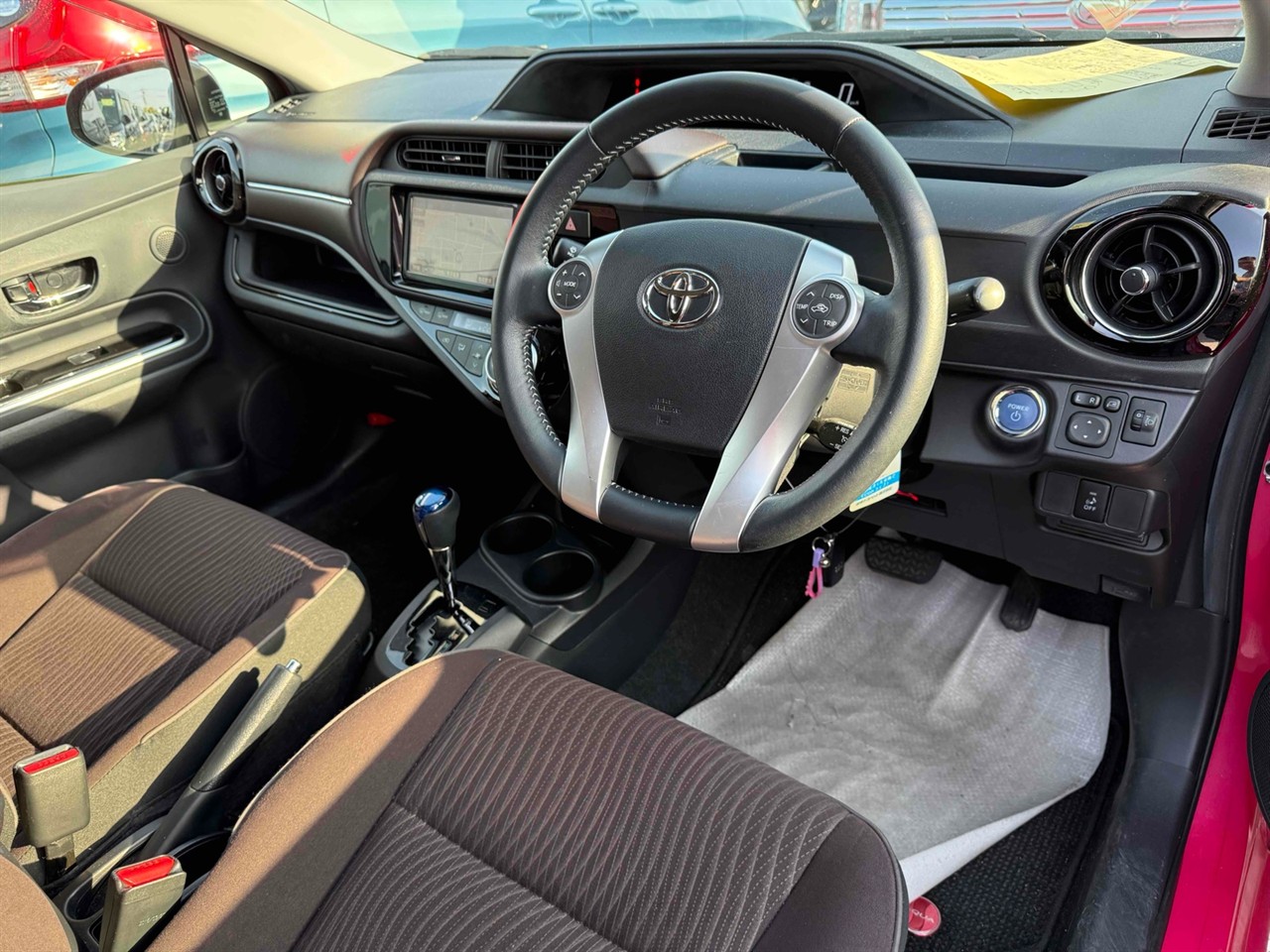 2015 Toyota Aqua