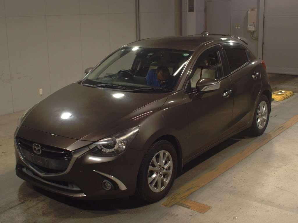 2015 Mazda Demio