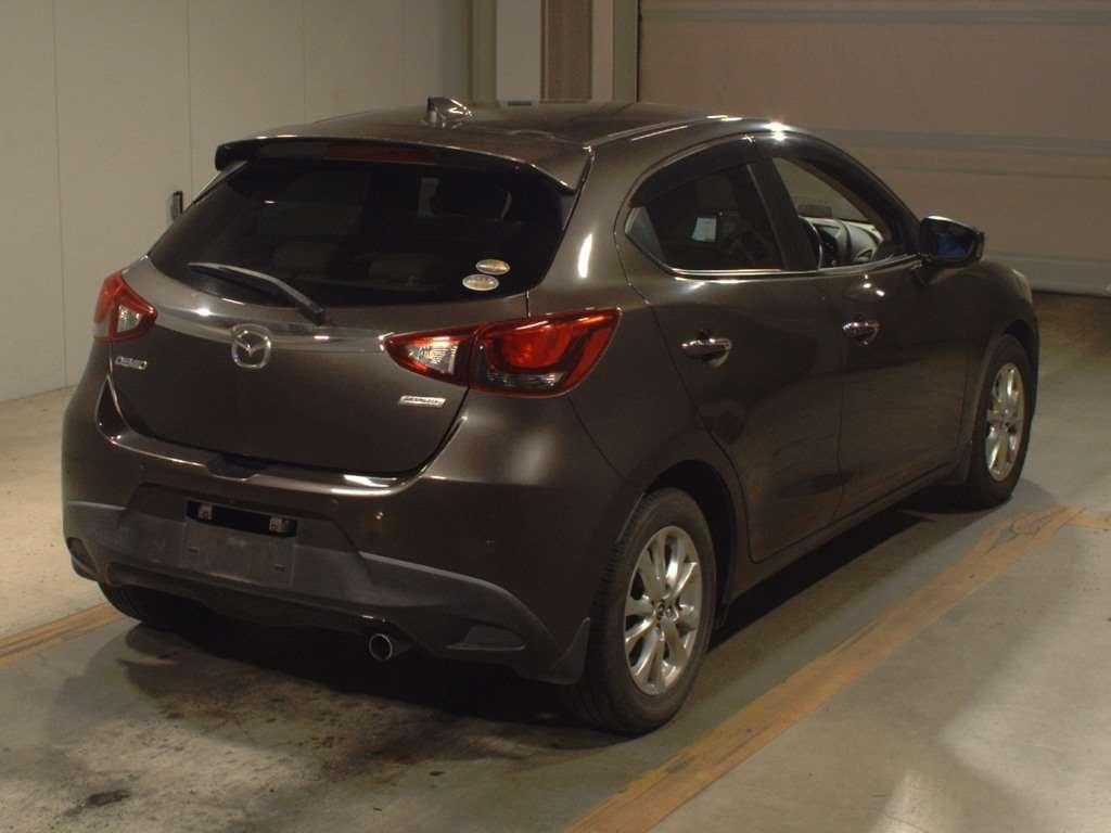 2015 Mazda Demio