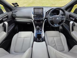 2022 Mitsubishi Eclipse Cross - Thumbnail