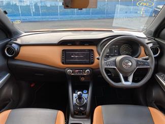 2020 Nissan Kicks - Thumbnail