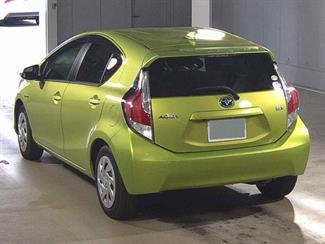 2015 Toyota Aqua - Thumbnail