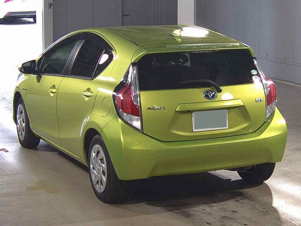 2015 Toyota Aqua