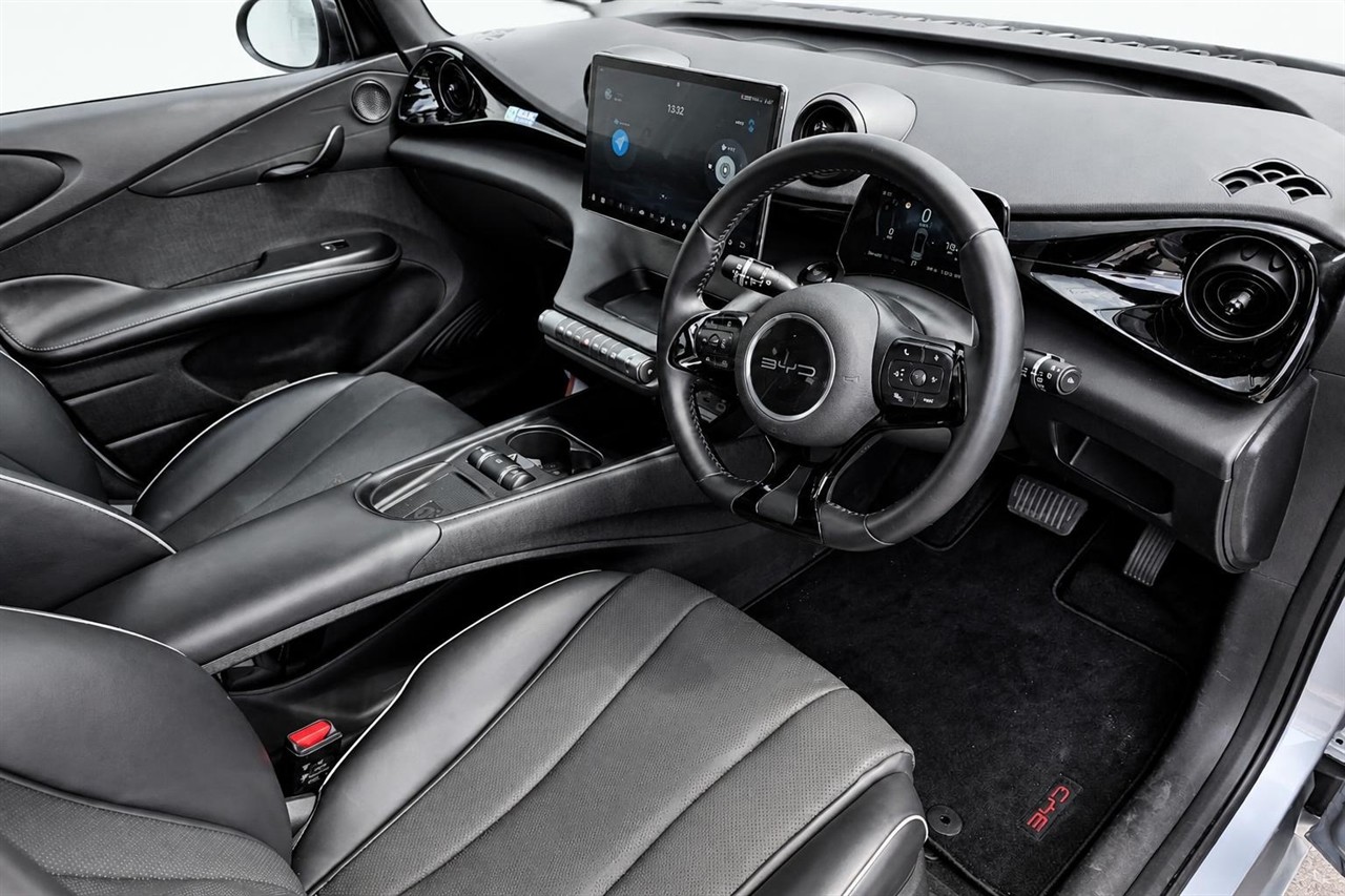 2024 BYD Dolphin