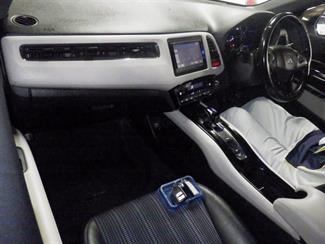 2015 Honda Vezel - Thumbnail