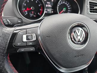 2015 Volkswagen Cross Polo - Thumbnail