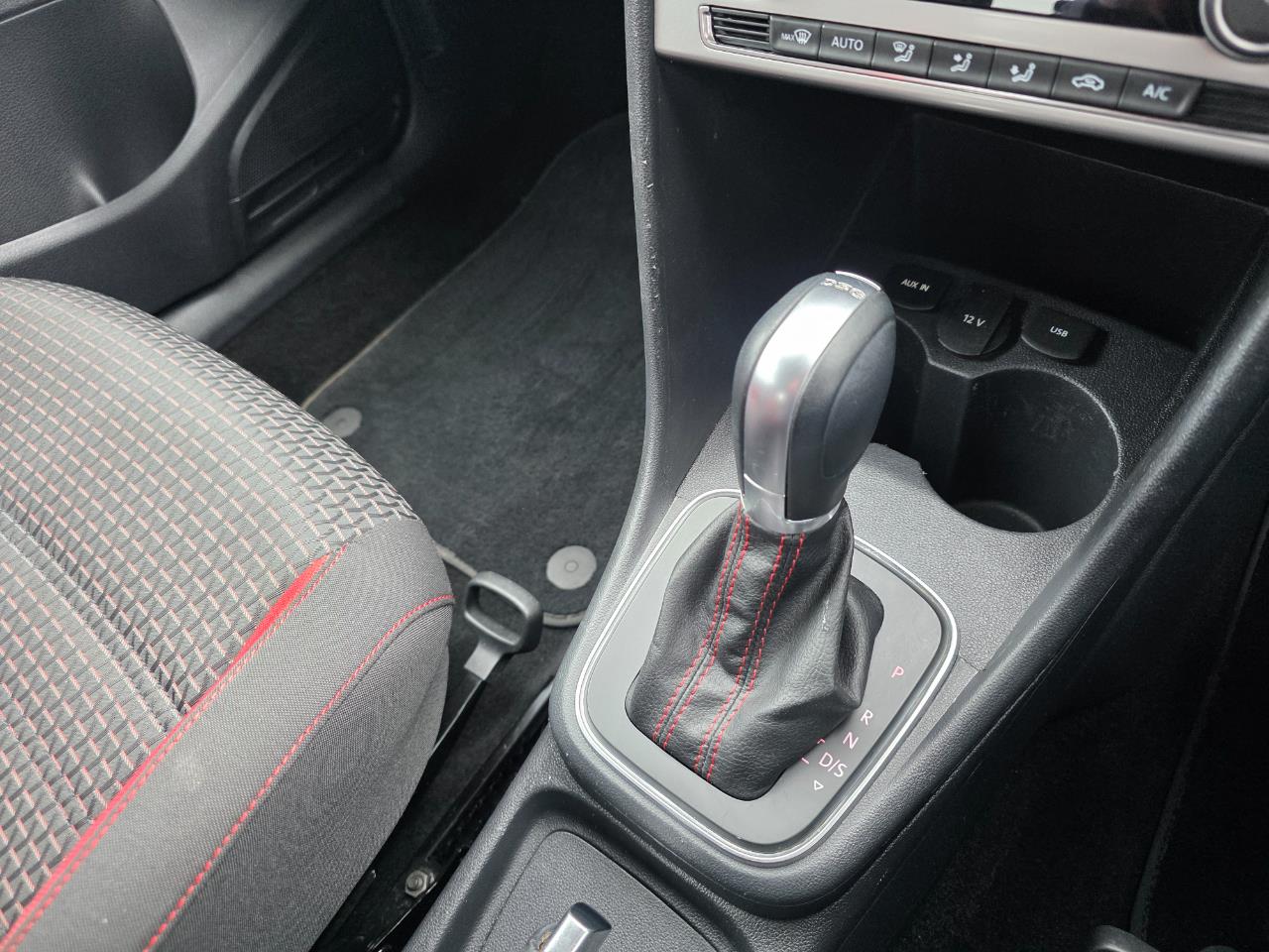 2015 Volkswagen Cross Polo