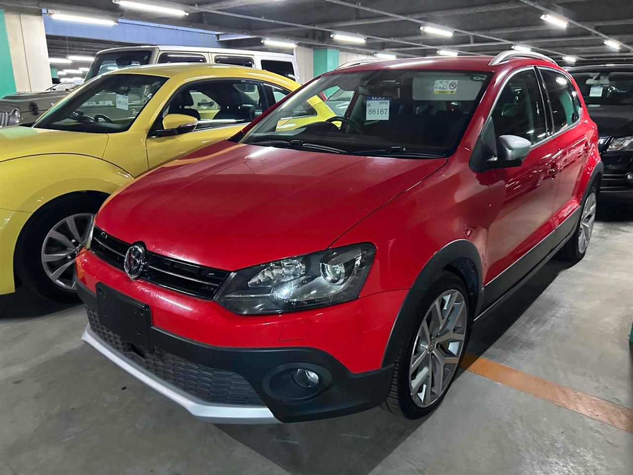 2015 Volkswagen POLO 5D