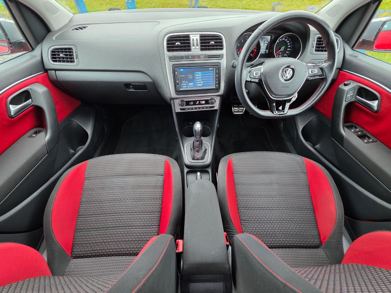2015 Volkswagen Cross Polo