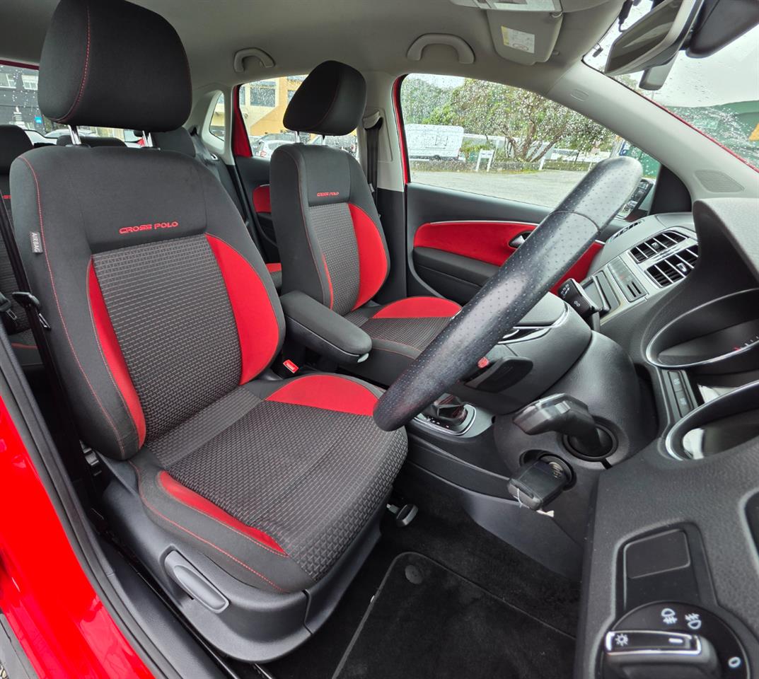 2015 Volkswagen Cross Polo