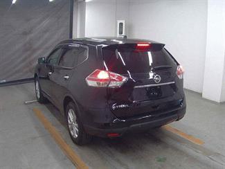 2015 Nissan X-Trail - Thumbnail
