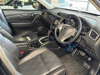2015 Nissan X-Trail - Thumbnail