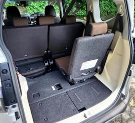 2015 Toyota Sienta - Thumbnail