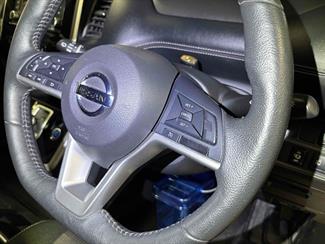 2018 Nissan Serena - Thumbnail