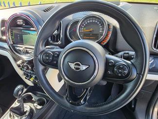 2017 Mini Countryman - Thumbnail
