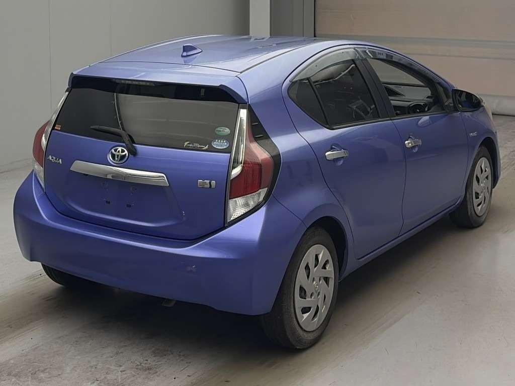 2016 Toyota Aqua