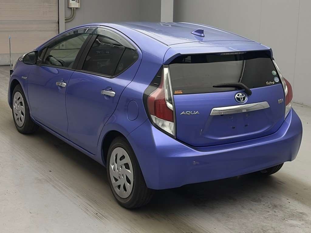 2016 Toyota Aqua