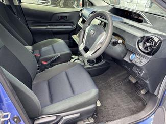 2016 Toyota Aqua - Thumbnail
