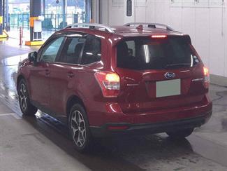 2015 Subaru Forester - Thumbnail