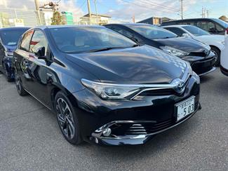 2016 Toyota Corolla - Thumbnail