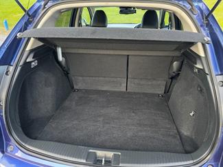 2015 Honda Vezel - Thumbnail
