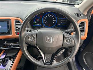 2015 Honda Vezel - Thumbnail