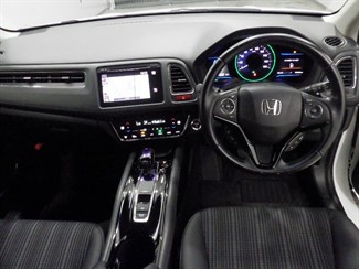 2015 Honda Vezel - Thumbnail