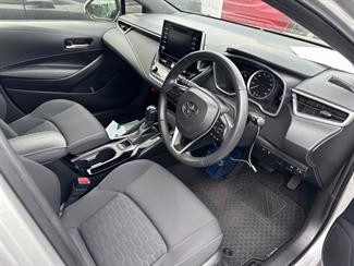 2020 Toyota Corolla - Thumbnail