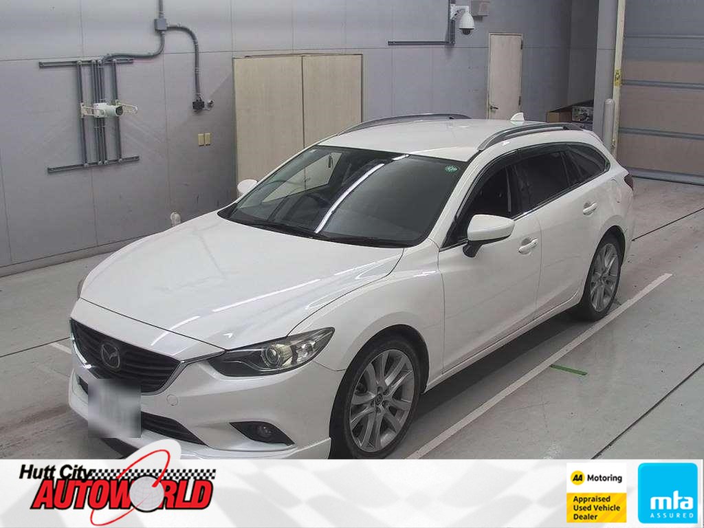 2013 Mazda Atenza