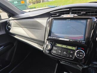 2015 Toyota Corolla - Thumbnail